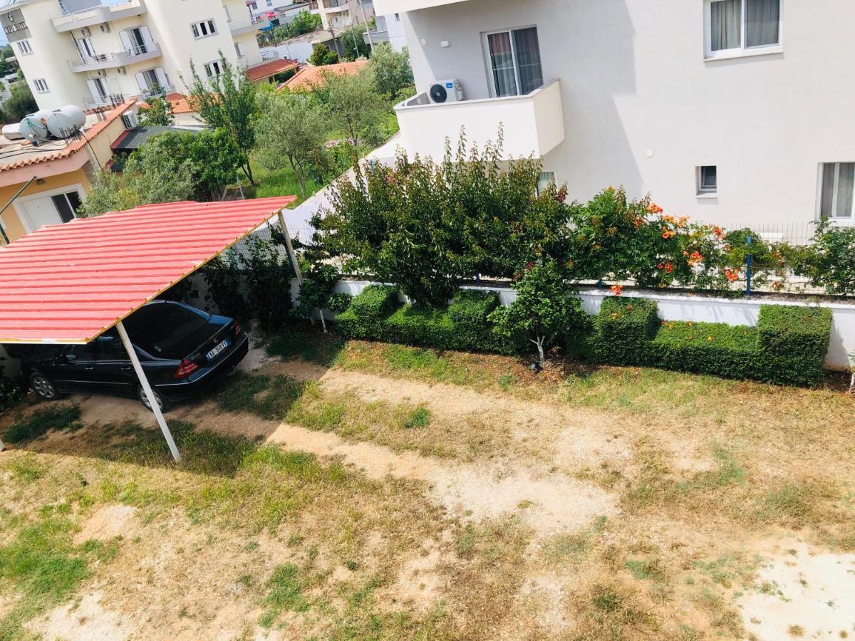 Guesthouse Jasmine Ксамил Екстериор снимка