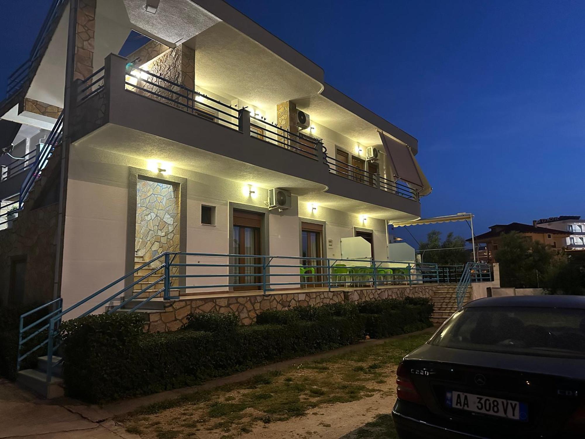 Guesthouse Jasmine Ксамил Екстериор снимка