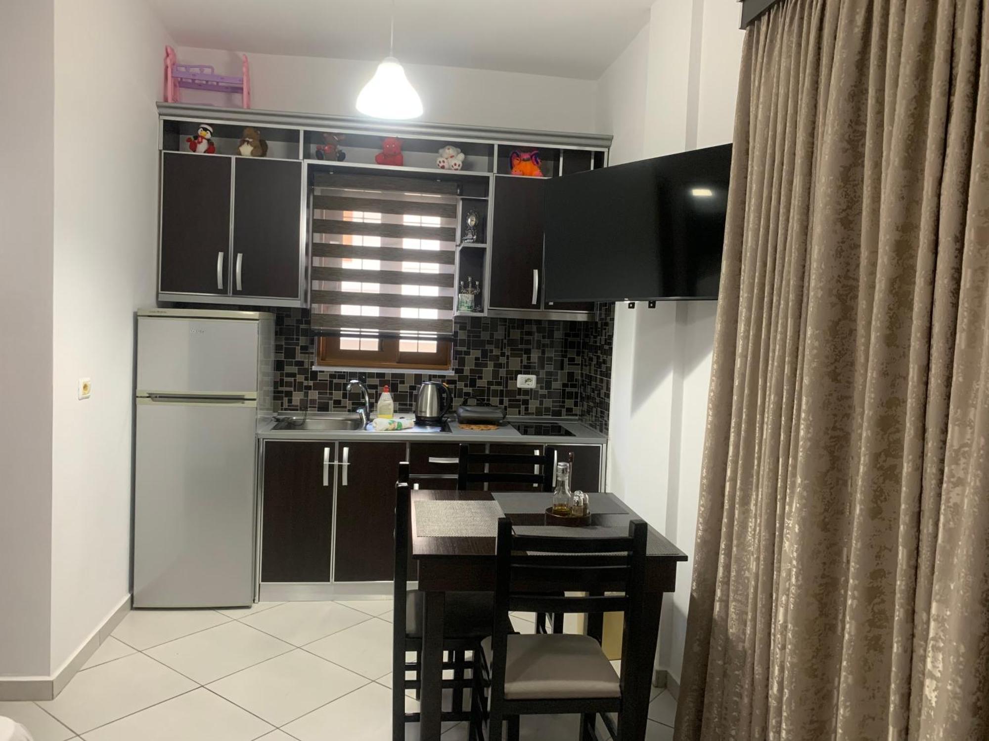 Guesthouse Jasmine Ксамил Екстериор снимка